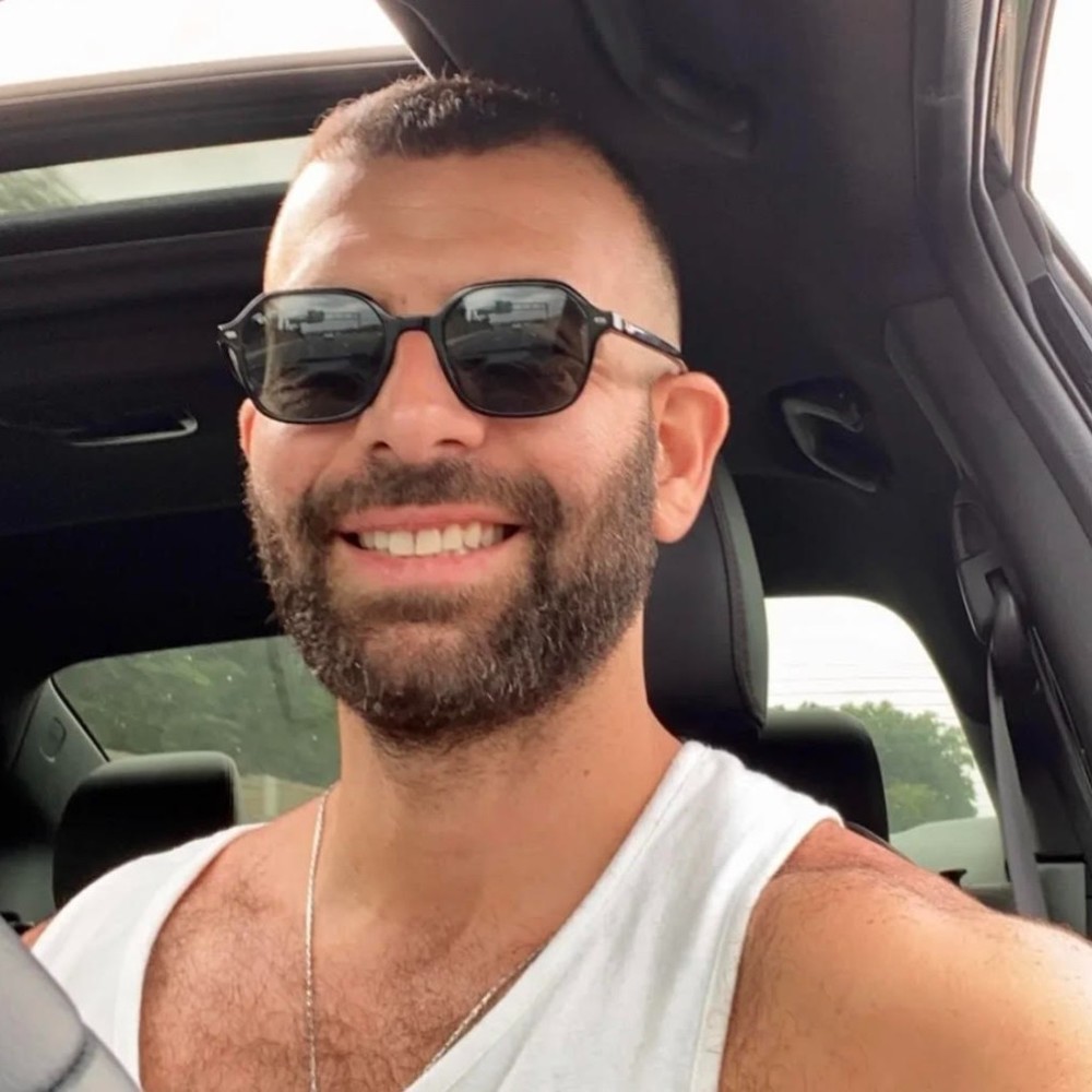 Meet your Posher, Rafic